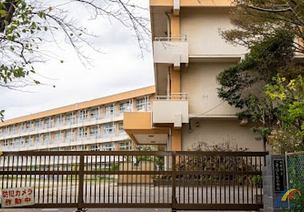 こてはし台小学校（650m）