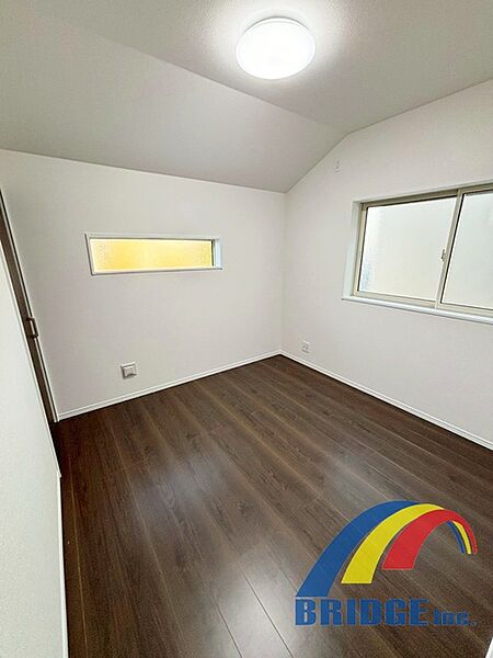 寝室や子供部屋にもご利用いただける洋室