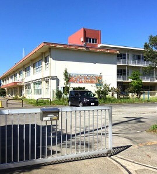 八千代市立勝田台南小学校（470m）