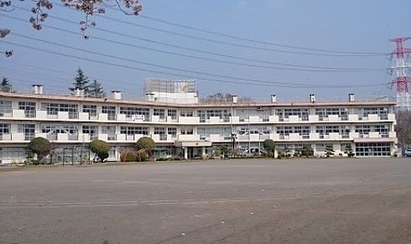 山梨小学校（350m）