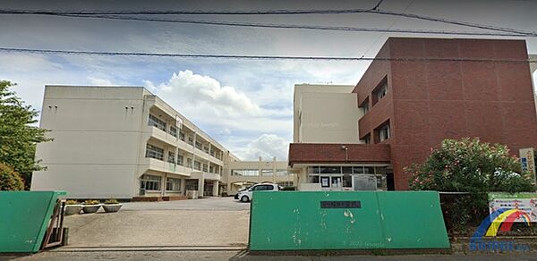 木更津市立請西小学校（800m）