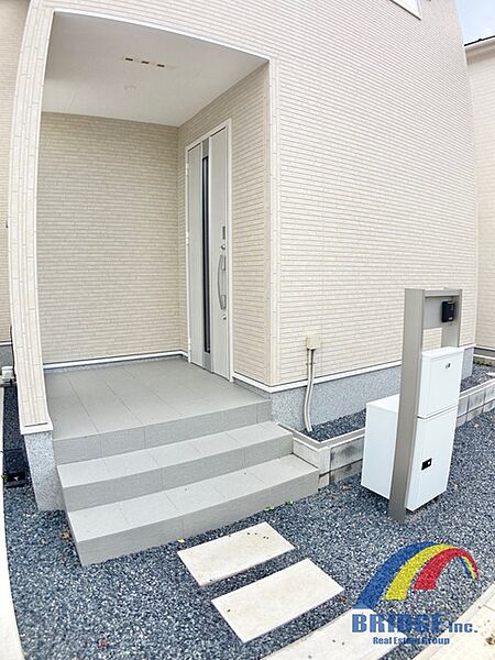 玄関を拡大表示