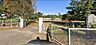 周辺：川間小学校（330m）