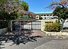 周辺：市川市立第二中学校（870m）