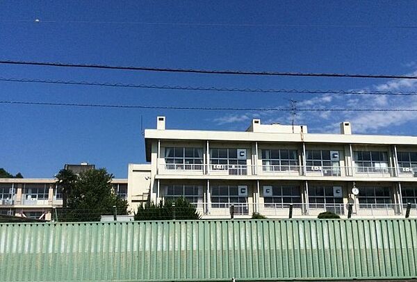 千葉市立若松小学校（600m）