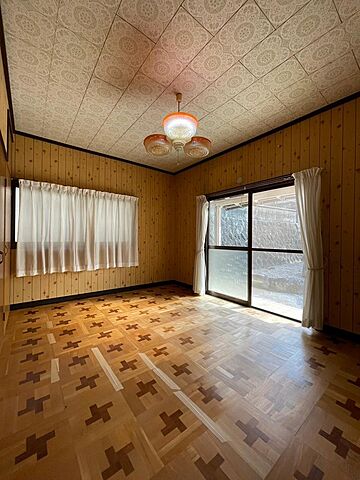 寝室 飯塚市綱分671-28