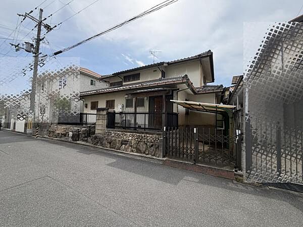 外観：327002228203