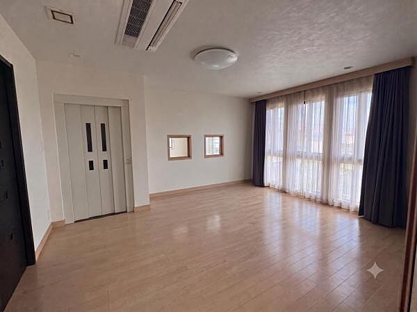 ※AIにより家具等を削除した加工画像です。