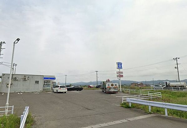 【周辺環境】ローソン亘理浜吉田店まで約1600ｍ徒歩20分。通勤通学途中にさっとよれる便利な立地です。