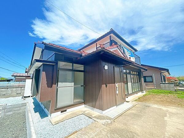 価格には消費税、リフォーム費用を含みます。リフォーム中でもご案内可能。内覧希望の方はお電話ください。
