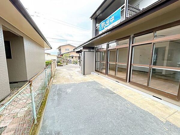 【リフォーム済】駐車場は拡張いたしました。
