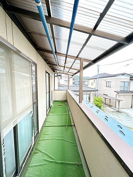 【リフォーム中】ベランダは防水塗装を行います。