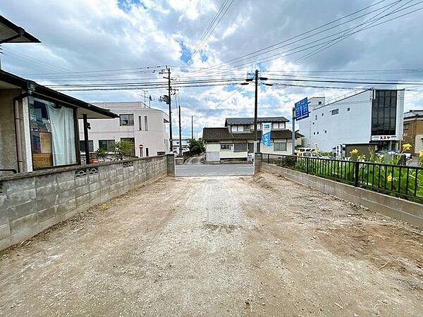 【リフォーム済み】駐車場別アングルです。