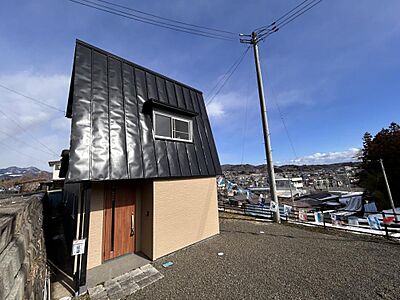 外観：価格には消費税、リフォーム費用を含みます。自社物件につき随時ご案内可能。内覧希望の方はお電話ください。