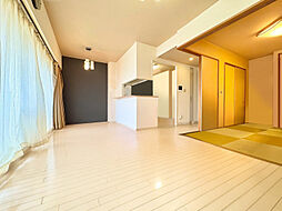 トーキョーガーデンスイート 3LDKのリビング/ダイニング