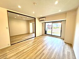 プラザ元加賀 3LDKのリビング/ダイニング