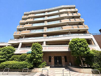 外観：RC構造、地上10階建てのマンションです