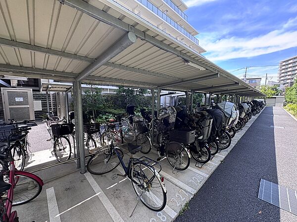 駐輪場完備しております。