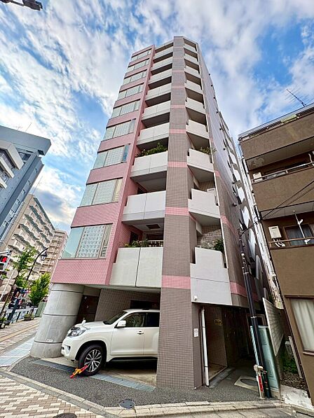 現地外観(2026年7月撮影)6階のお部屋です。