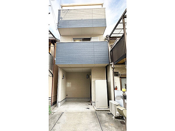 外観：327001572754