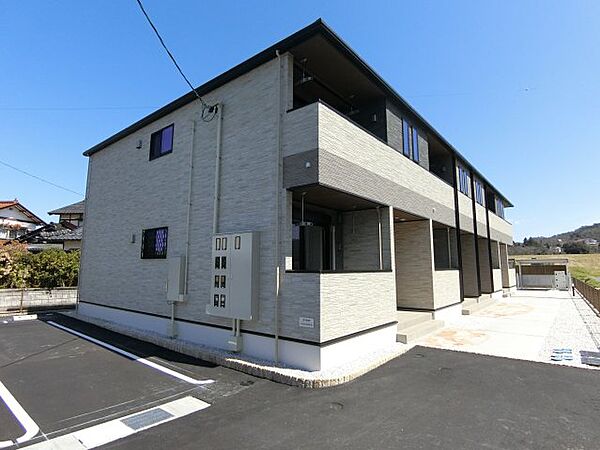 フォルトーナＥＳ　II 203｜鳥取県倉吉市丸山町(賃貸アパート2LDK・2階・56.48㎡)の写真 その1