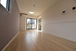 クオーレIII 2階1LDKのリビング/ダイニング