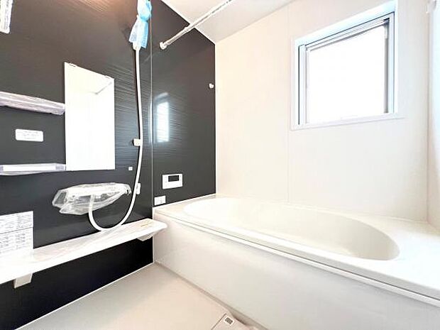 お風呂でほっとひといき。1日の疲れを癒しましょう。