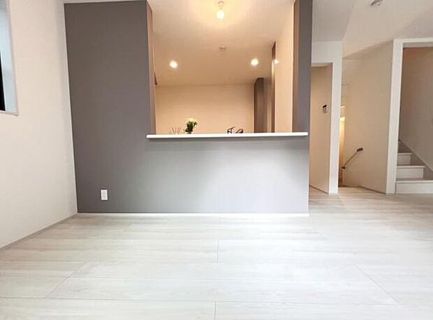 ご家族の温かい時間を演出するダイニングスペースです。