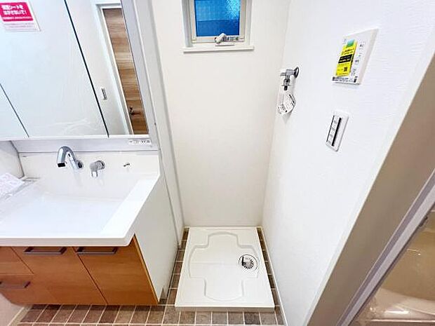 お天気を気にせずお洗濯ができ、室内干し可能です。