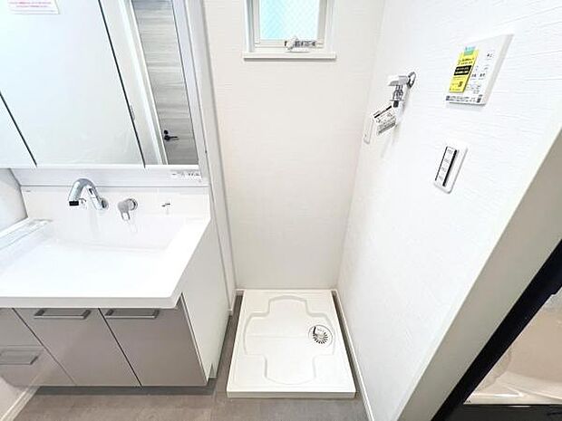 お天気を気にせずお洗濯ができ、室内干し可能です。