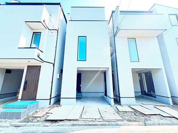 一生懸命建築中です。完成が楽しみですね。