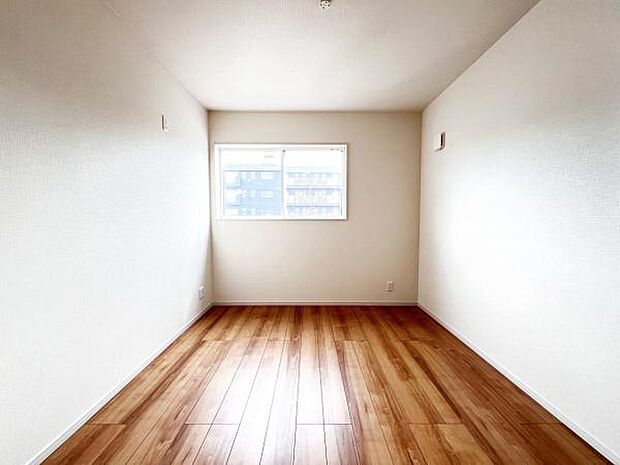 子供部屋にもちょうど良い大きさのお部屋です。