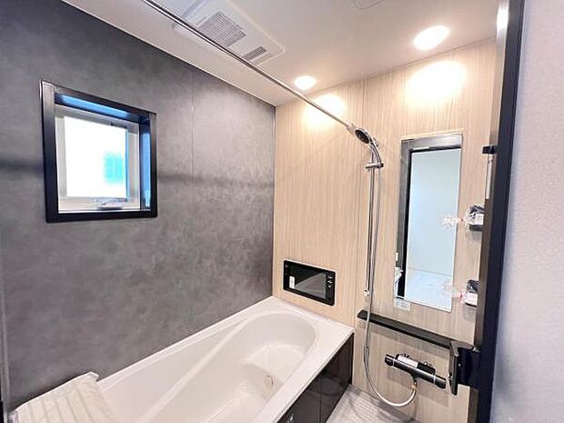 お風呂でほっとひといき。1日の疲れを癒しましょう。