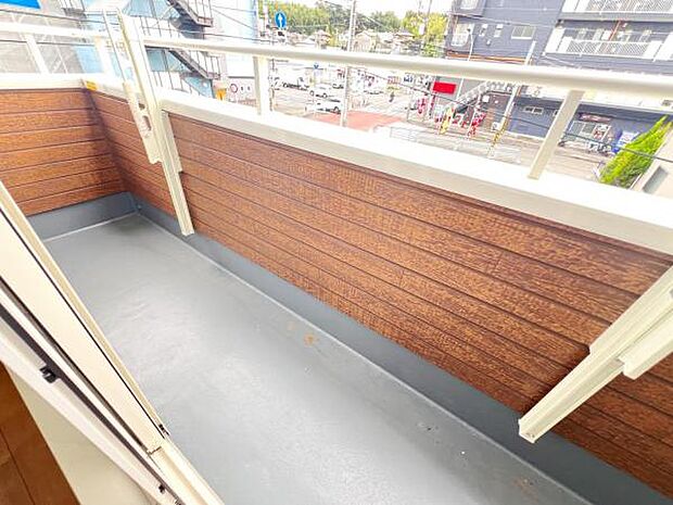 お洗濯ものを気持ち良く太陽の光で干せるのが嬉しいですね。