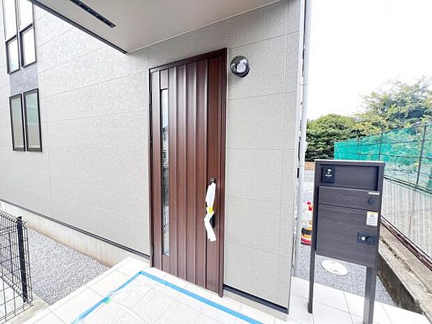 いつも気持ちよくご家族を迎えられる玄関です。