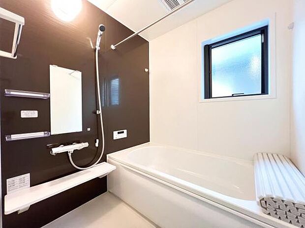 お風呂でほっとひといき。1日の疲れを癒しましょう。