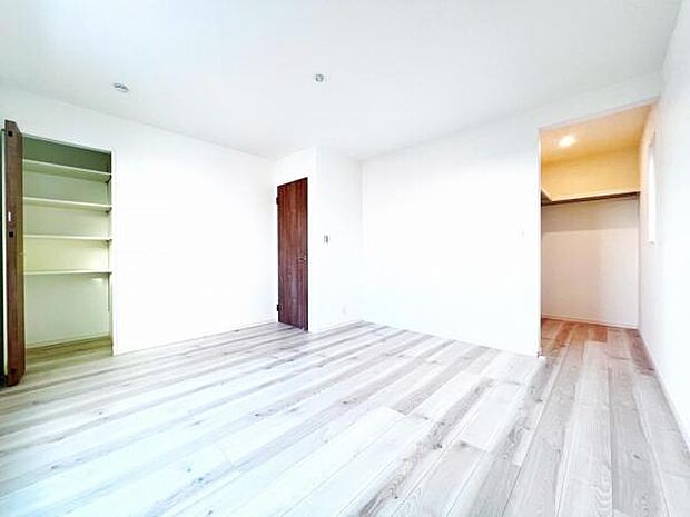 収納はWICになります。