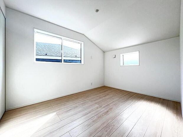 子供部屋にもちょうど良い大きさのお部屋です。
