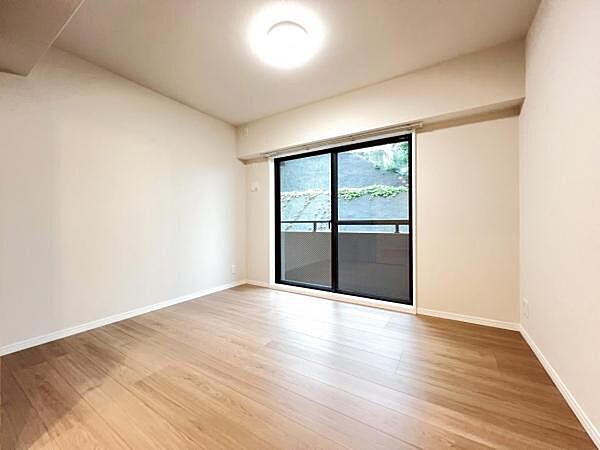 子供部屋にもちょうど良い大きさのお部屋です。