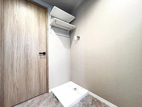 お天気を気にせずお洗濯ができ、室内干し可能です。