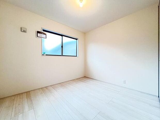 子供部屋にもちょうど良い大きさのお部屋です。