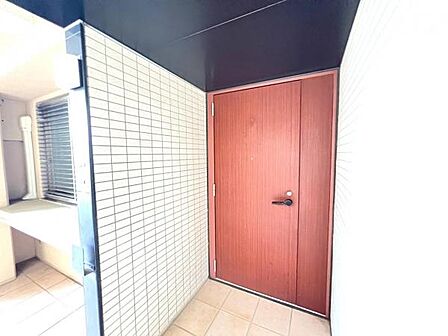 いつも気持ちよくご家族を迎えられる玄関です。