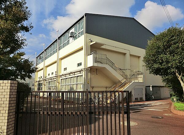 横浜市立日吉台小学校まで約1100m（徒歩14分）
