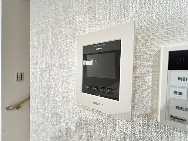 TVドアホンでお部屋からお客様を確認できます。