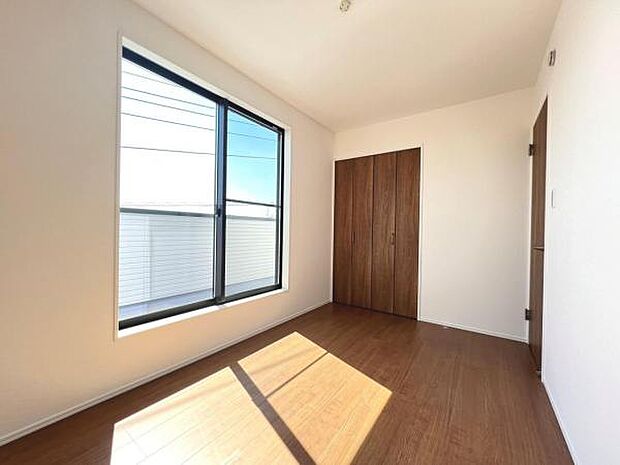 子供部屋にもちょうど良い大きさのお部屋です。