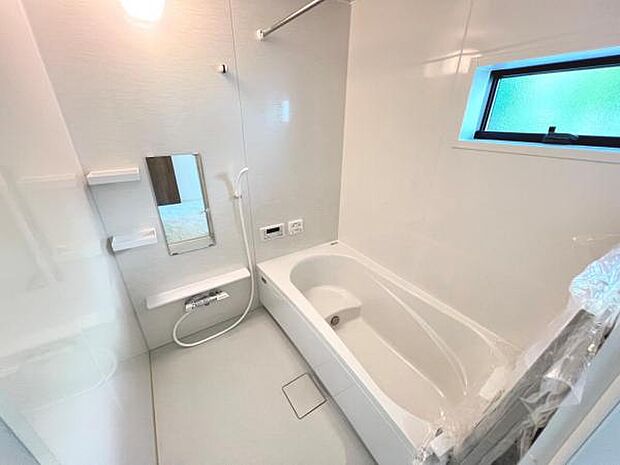 お風呂でほっとひといき。1日の疲れを癒しましょう。