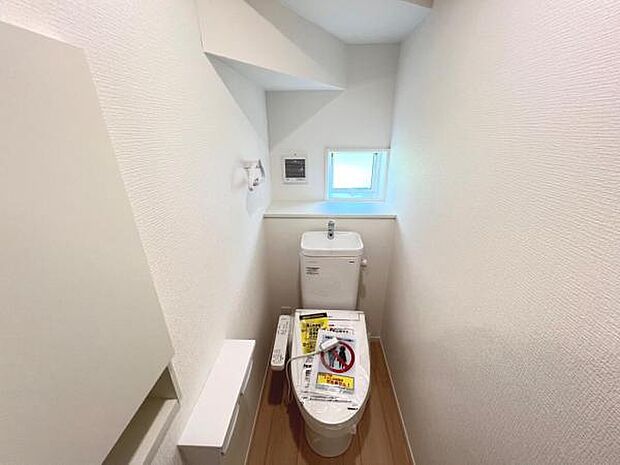 ほっと安らげるトイレ空間です。