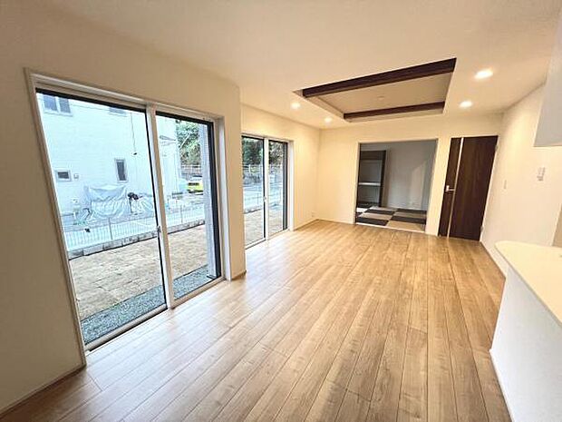 リビングダイニングになります。ご家族そろっての素敵な空間になりそうですね。