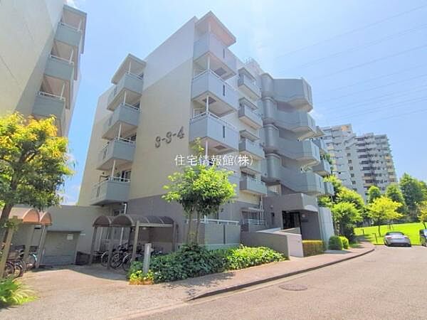 apartment 東京都稲城市長峰3丁目
地図を見る