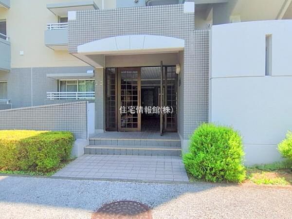 apartment 東京都稲城市長峰3丁目
地図を見る